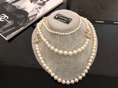 fake chanel nexklace|chanel knockoff pearl necklace.